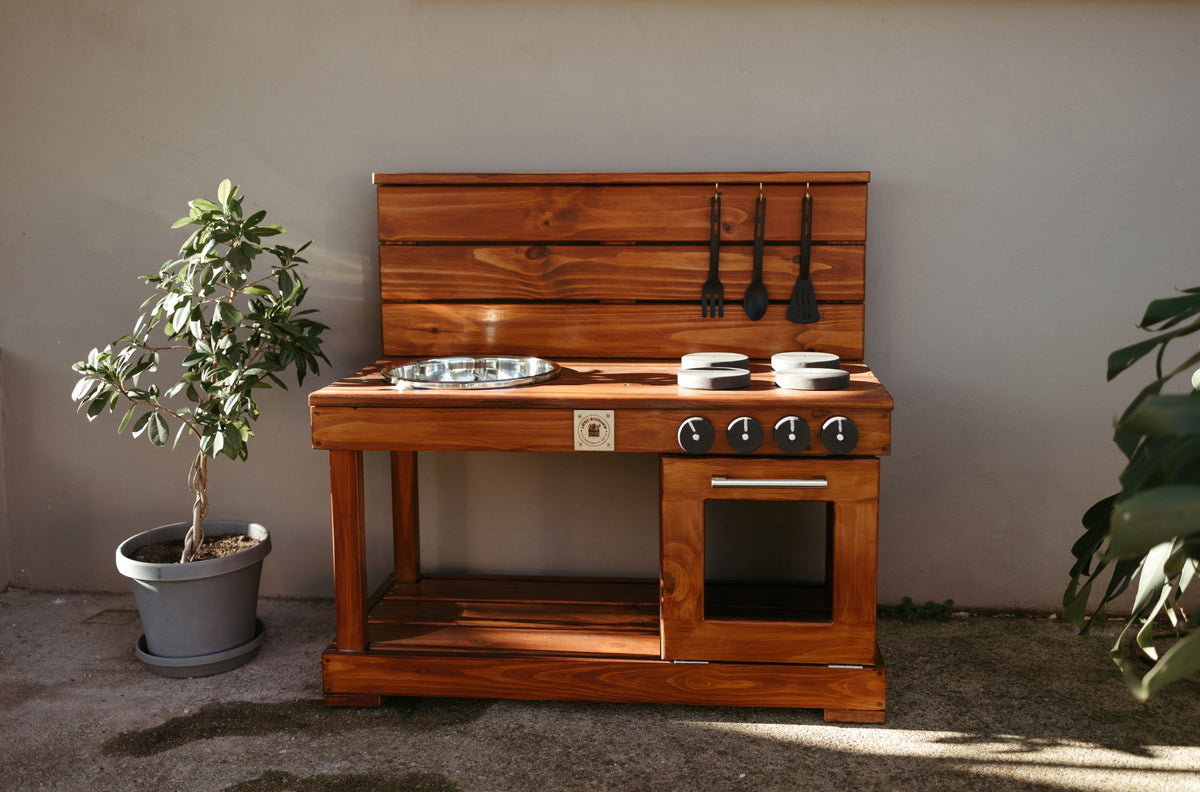 The Grand Mud Kitchen
