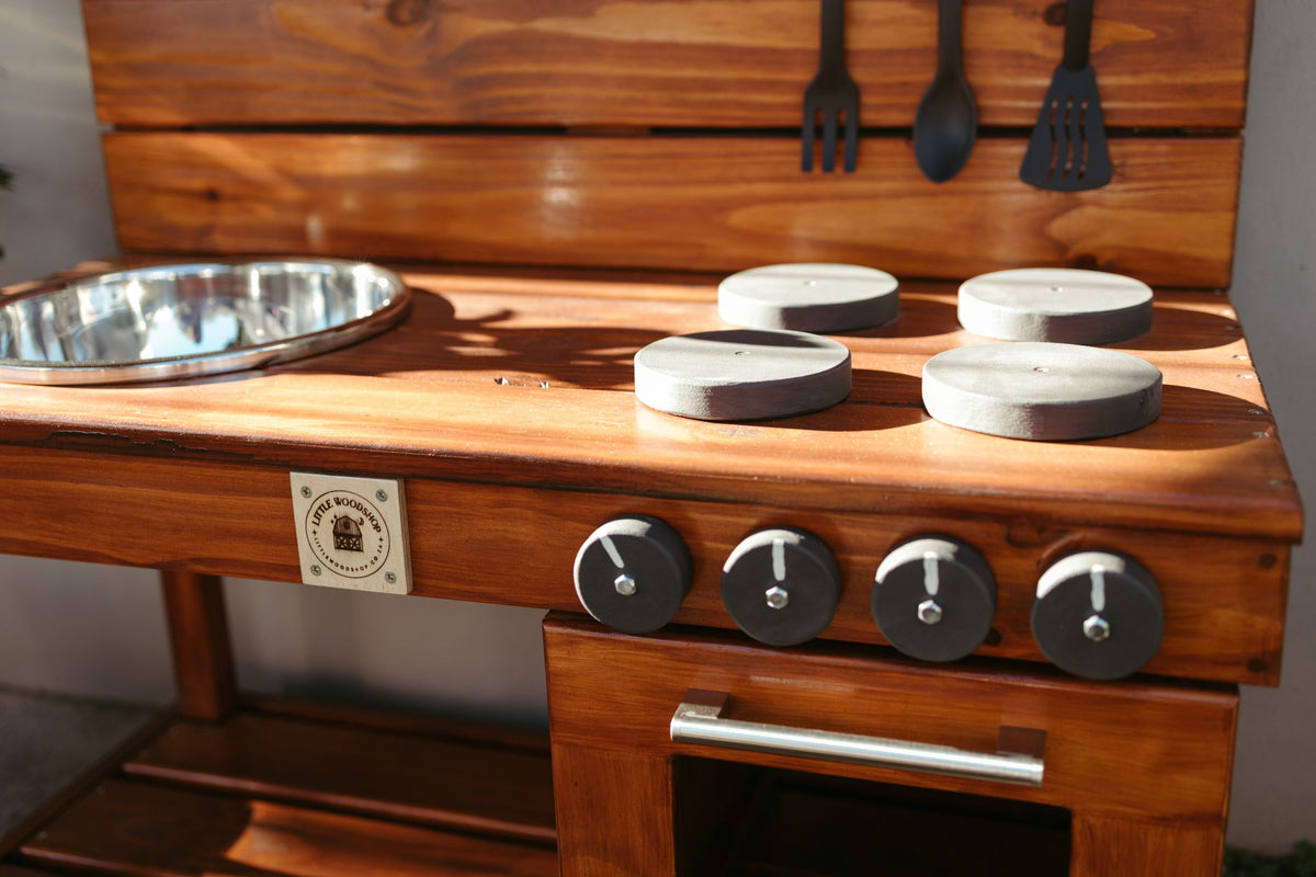 The Grand Mud Kitchen